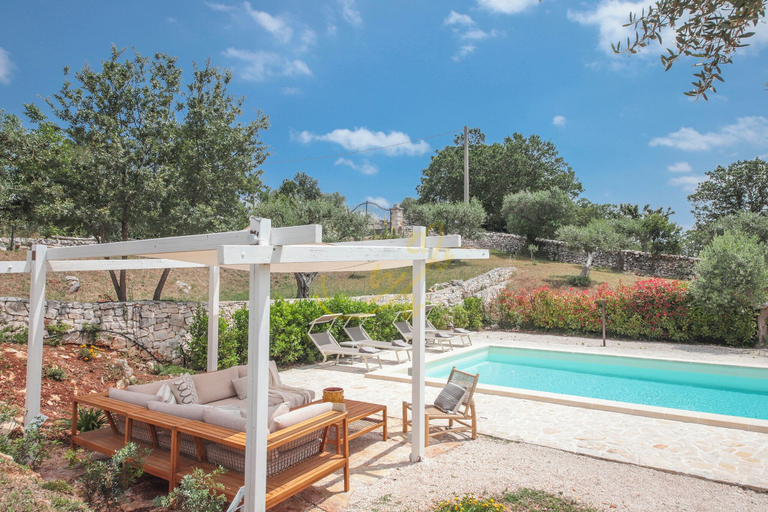 Pool 4, TD Trulli Altura With Pool & Stunning Sunsets, Taranto