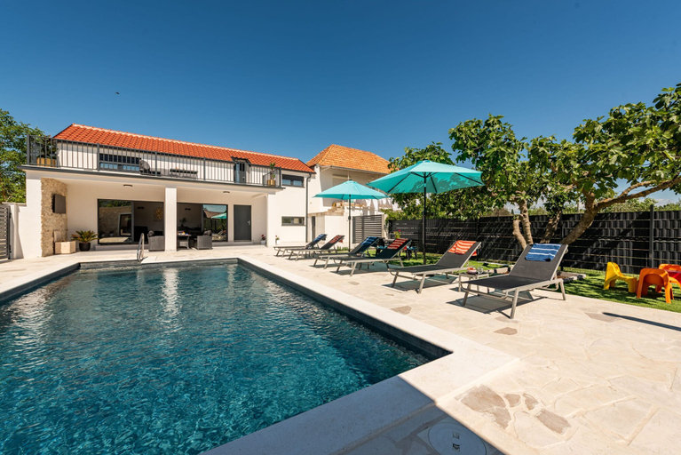 Room 2, Villa Flora Zadar Villas, Benkovac