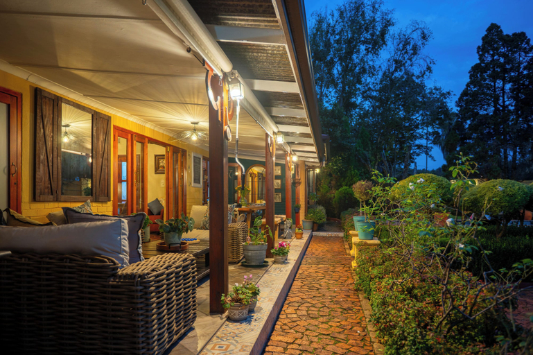 Exterior & Views 2, Hampton House, City of Tshwane