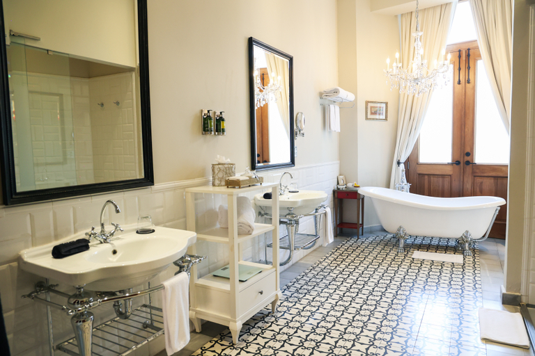 Bathroom 4, La Concordia Boutique Hotel, Panamá