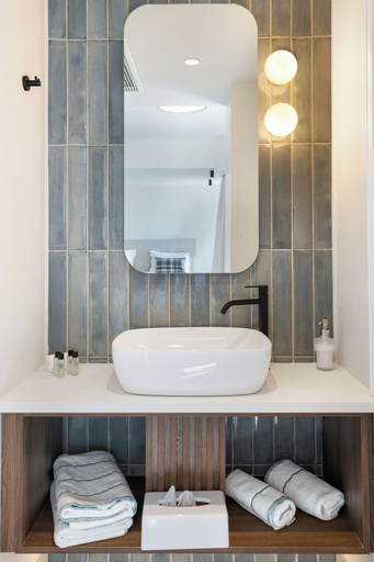 Bathroom 4, Metaxa Hotel, Crete
