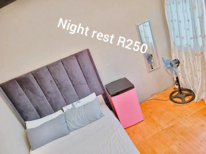 Bedroom 3, 26 molen street, Bojanala