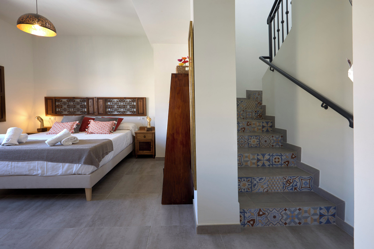 Others 4, Apartamentos El Marqués, Málaga