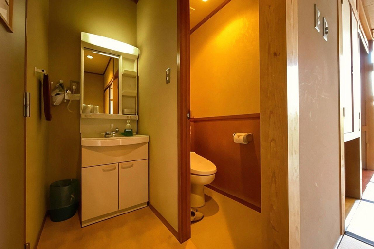 Bathroom 3, Hashiudosou, Kyōtango