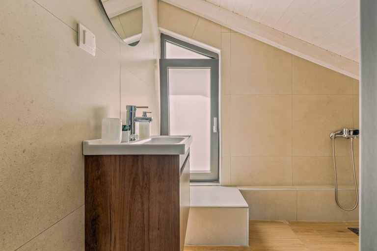 Bathroom 3, Pillow Apartments, Ionian Islands
