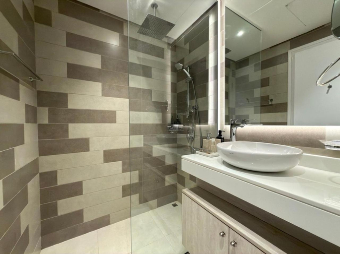 Bathroom 3, Popular Seven Palm Apartments, Dubai