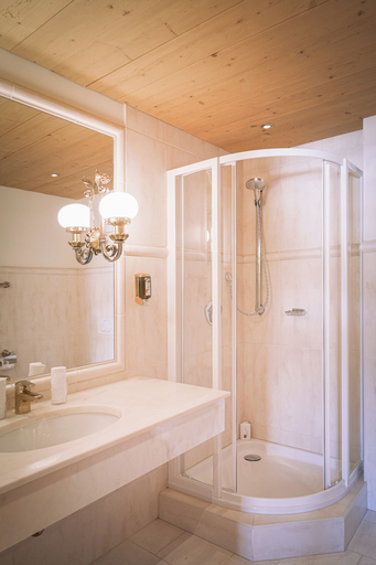 Bathroom 5, Hotel Tirolerhof, Reutte