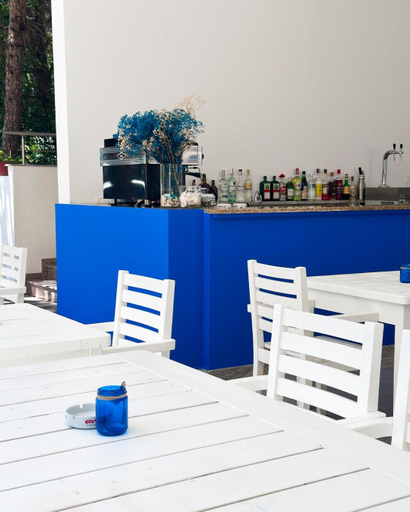 Bar/lounge