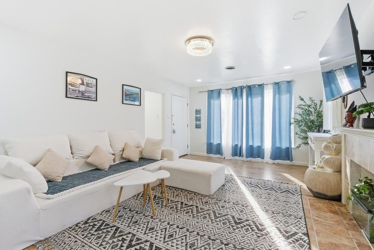 3, The Cozy Haven Retreat, Marin