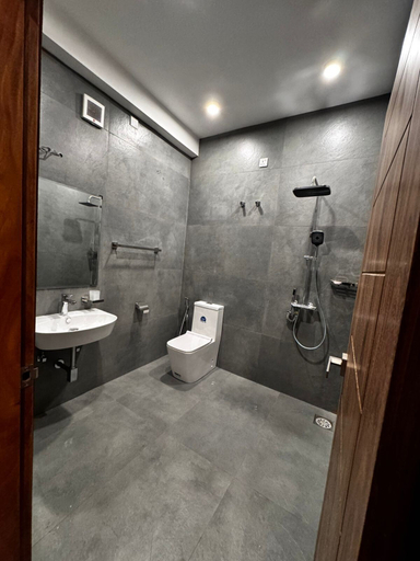 Bathroom 2, Rosen Burge Hotel, Nuwara Eliya