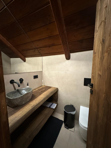 Bathroom 5, 4 MOUNTAIN HILLS, Central Greece