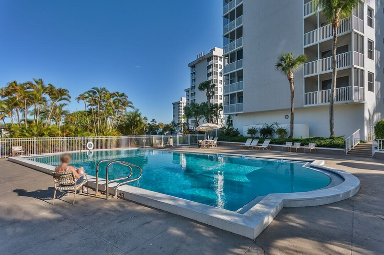 Sport & Beauty 4, Estero Beach & Tennis by Distinctive Beach Rentals, Lee