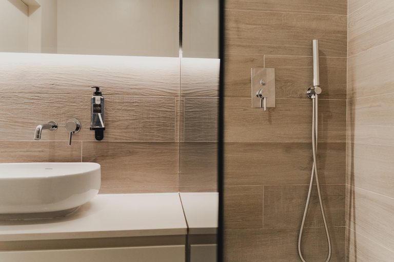 Bathroom 3, ORM - Sao Lazaro & Entreparedes Apartment, Porto