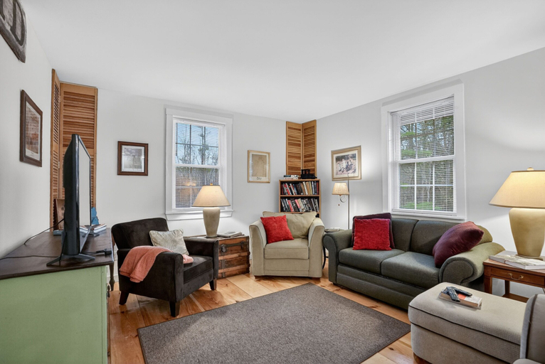Living area 3, Forest Backdrop Midcoast Maine Quiet Escape 3 Bedroom Home, Lincoln