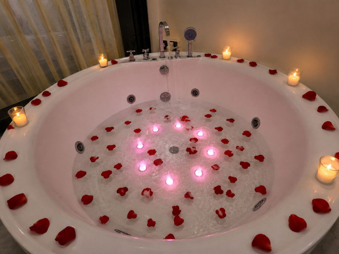 Bathroom 5, Vijay Vilas by Arow Hotels & Resorts, Ajmer