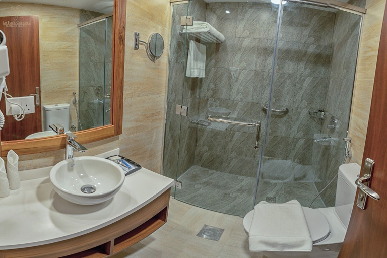 Bathroom 5, Le Park Concord Najran