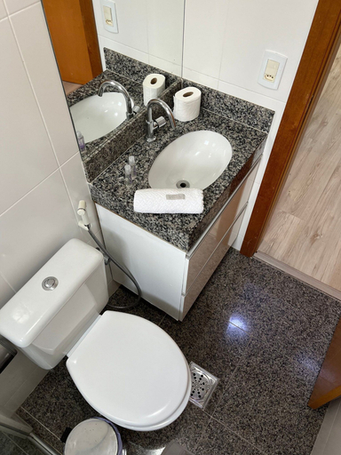 Bathroom 5, LK Santo Antônio 11, Belo Horizonte