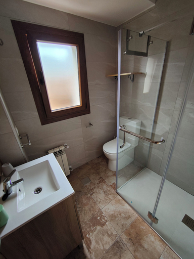 Bathroom 2, Casa Villana, Asturias