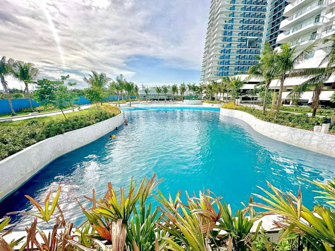 Swimming pool 2, Cozy Studio Condo with Resort Amenities in San Fernando, San Fernando City