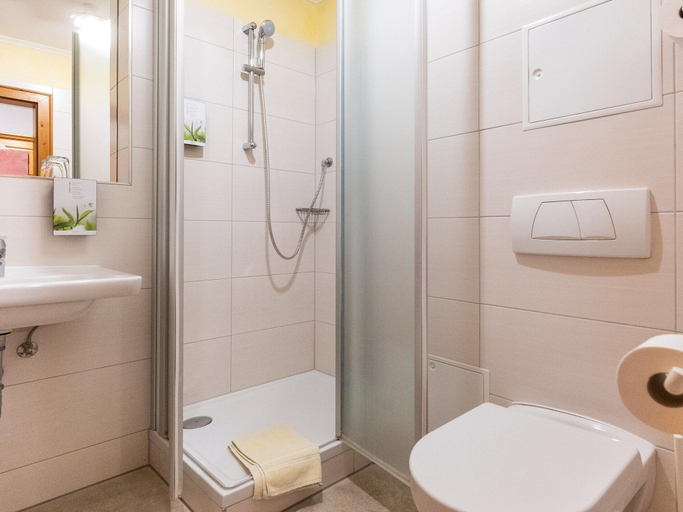 Bathroom 5, Hinreissendes Studio in Bad Birnbach, Rottal-Inn