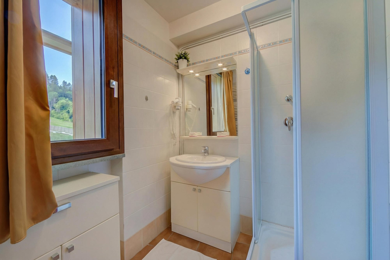Bathroom, La Marmotta Ski In/ski out - Studio With Terrace, Torino