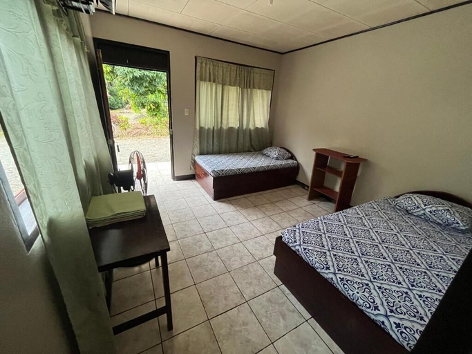 Room 5, Cabinas & Glamping El Mango, Talamanca