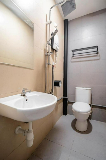 Bathroom 5, Hako Xpress Tampoi, Johor Bahru
