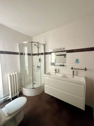 Bathroom 5, Hôtel Du Brabant, Paris