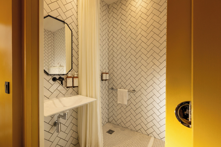 Bathroom 4, COQ Hotel Paris, Paris