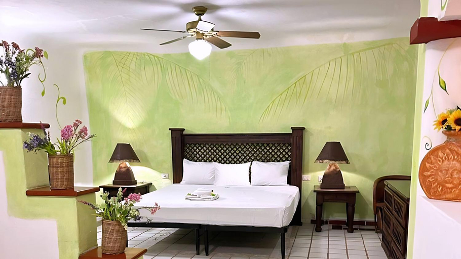 Bedroom 3, Hotel Xbalamque Resort & Spa, Isla Mujeres