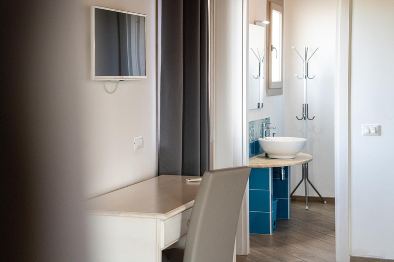 Bathroom 2, Corallo Rooms, Nuoro