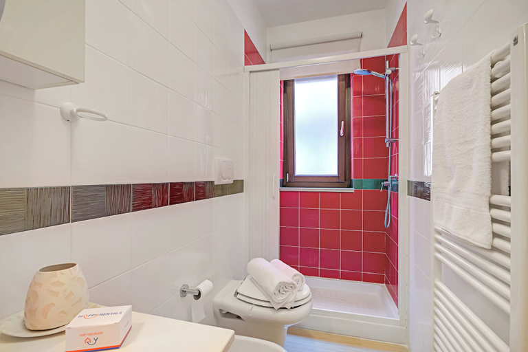 Bathroom 3, Viadelmare Apartment Monopoli 200m Sea, Bari