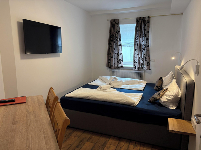 Room 2, Mentenwirt Pension&Appartements, Tamsweg