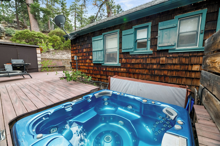 Sport & Beauty, Mountain Cottage, San Bernardino