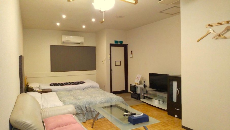Bedroom 2, Hotel Rakusai, Kyoto