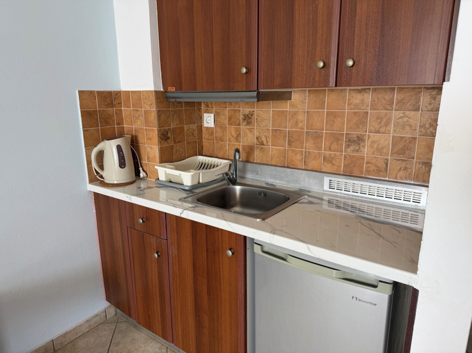 Private kitchen 5, Vythos rooms, Peloponnese