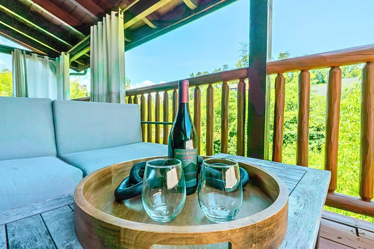 Room 4, NEW Lux 4 BR Pigeon Forge Dollywood Hot Tub, Sevier
