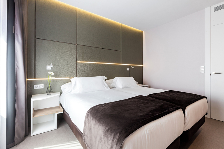Bedroom 3, Hotel Spa Ciudad de Binefar, Huesca