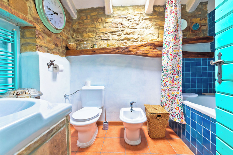 Bathroom 3, STANCIJA SANCTA MARIA - HERITAGE WELLNESS RETREAT, Oprtalj