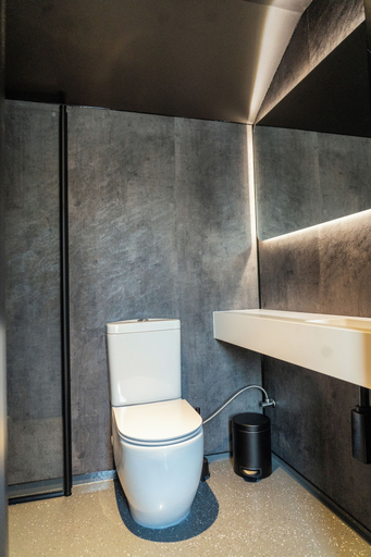 Bathroom 4, Arctic Nest, Kainuu