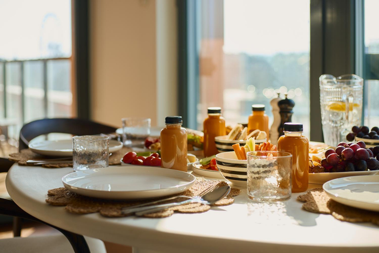 Food & Drinks 5, Aura III Apartments & Free Parking by Downtown Apartments, Gdańsk City