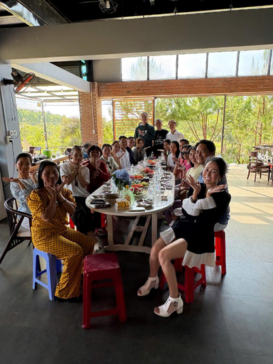 Food & Drinks 4, Làng omm, Bảo Lâm