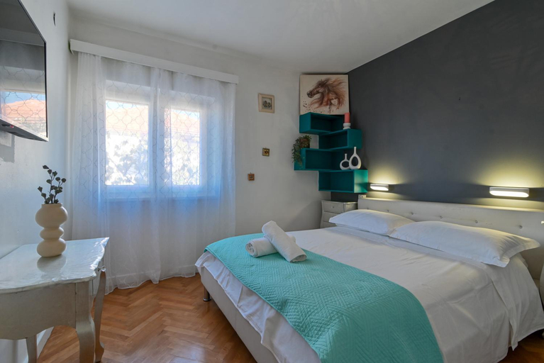 Bedroom 2, Apartment Spira Puovica, Trogir