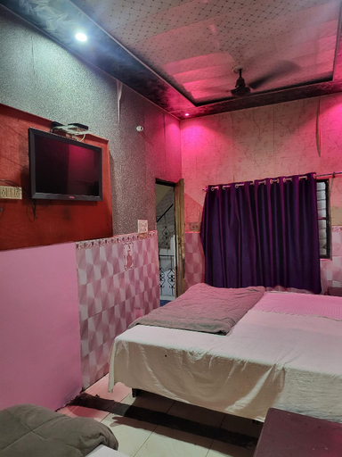 Others 4, Hotel Siddharth, Kanpur Nagar