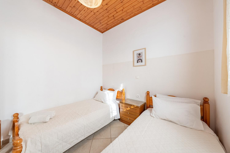 Bedroom 2, Roys Blu, Ionian Islands