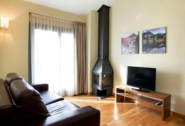 Others 5, Residence CERDANYA, Pyrénées-Orientales