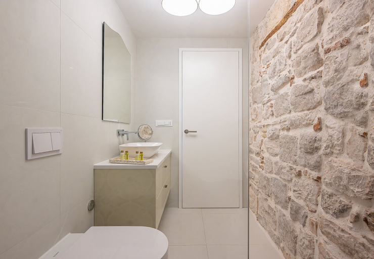 Bathroom 5, Heritage Boutique apartment with terrace, Kaštela