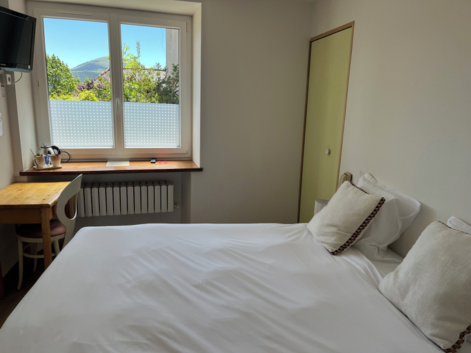 Bedroom 4, Hotel-restaurant Les Chenets, Hautes-Alpes