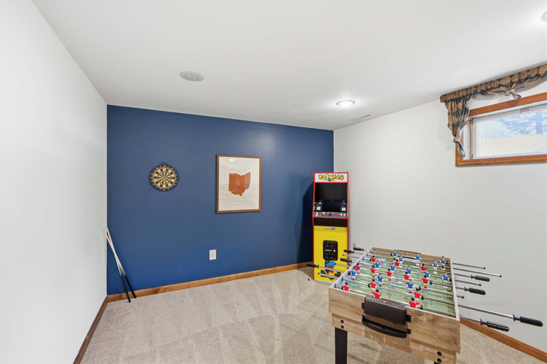 Game room 3, Loveland Luxury Getaway Pool Golf Course, Clermont