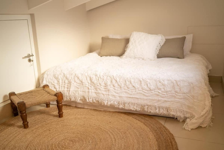 4, Deja Blue Beachfront Villa, Newly renovated, Walvisbay Rural